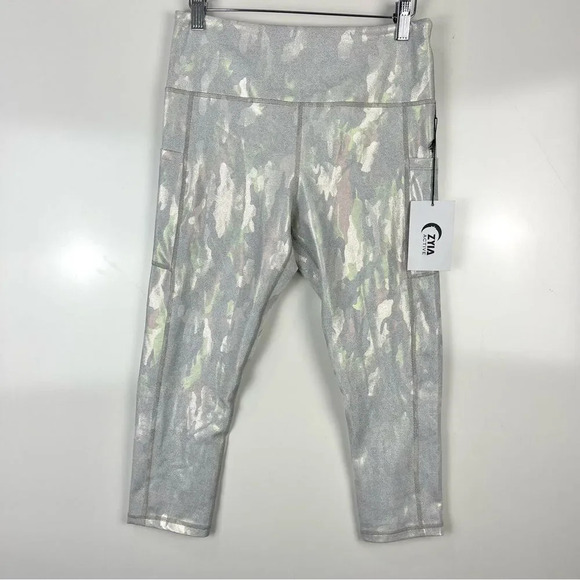 NEW ZYIA Metallic Silver Camo Pocket Light n Tight High Rise Capri Leggings 8-10 - Picture 1 of 10